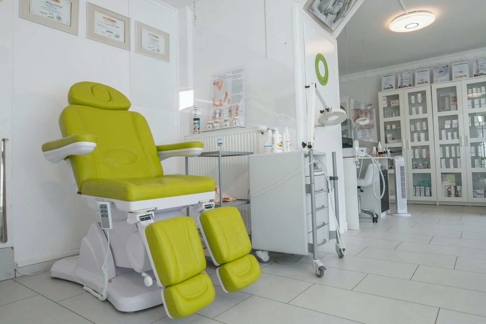 Step 4 - Treatment Day - Enlivencell brand media